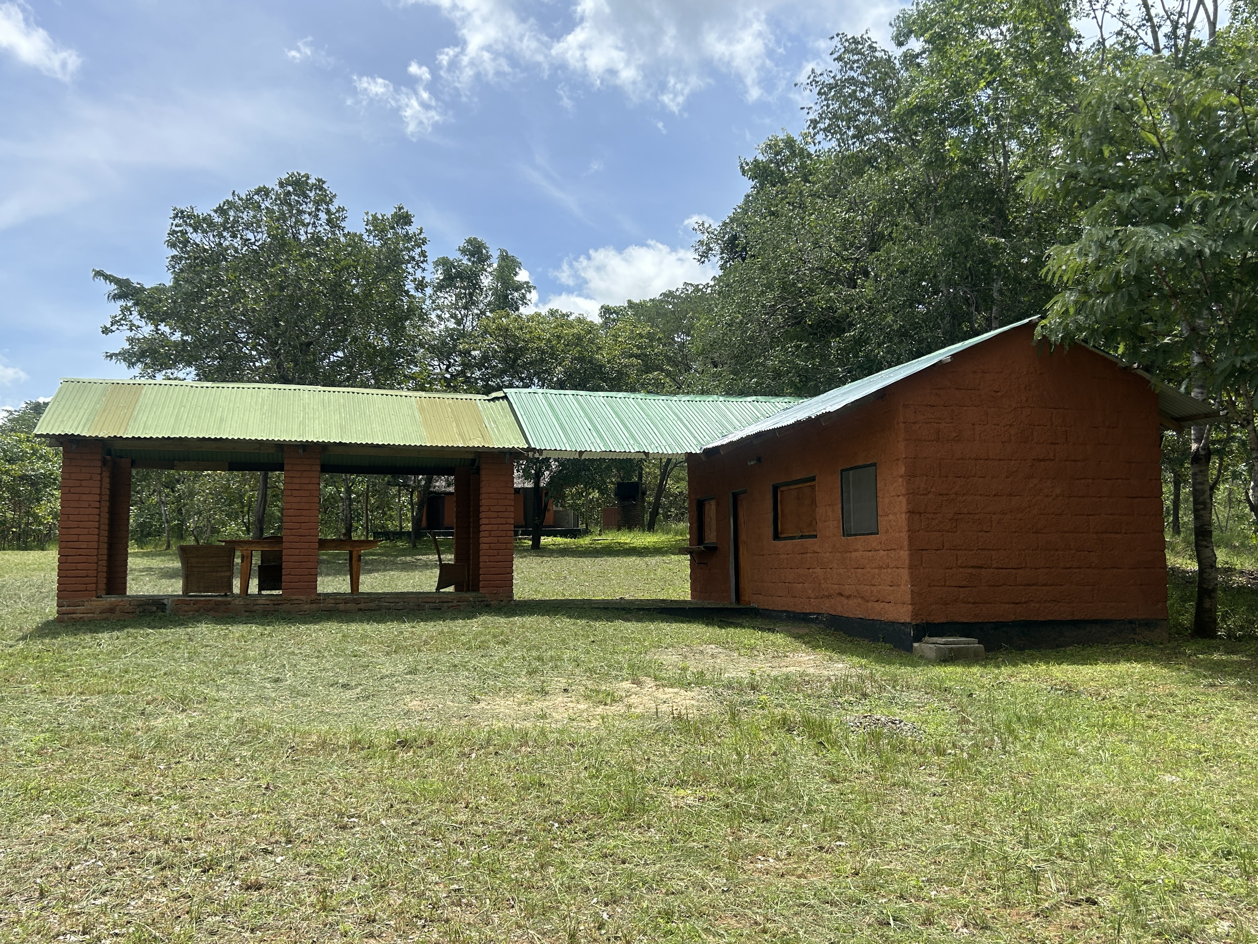 Fully equipped kitchen facilities